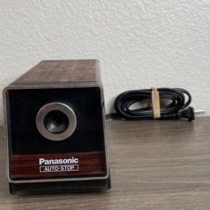 Vintage Panasonic KP-77 Electric Auto Stop Pencil Sharpener Made in Japan Works